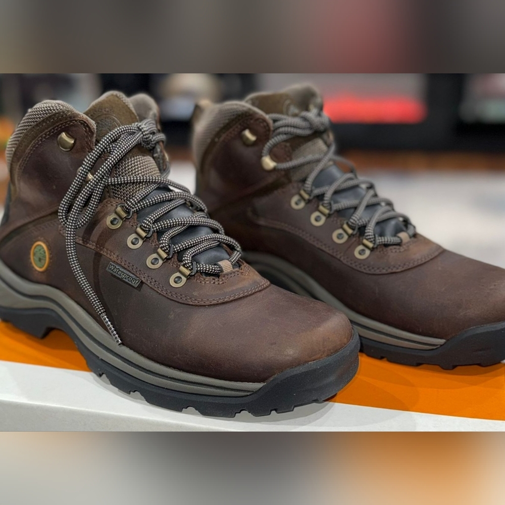 Timberland White Ledge Waterproof Mid Hiker Boots- Women's Size 11 NEW $120